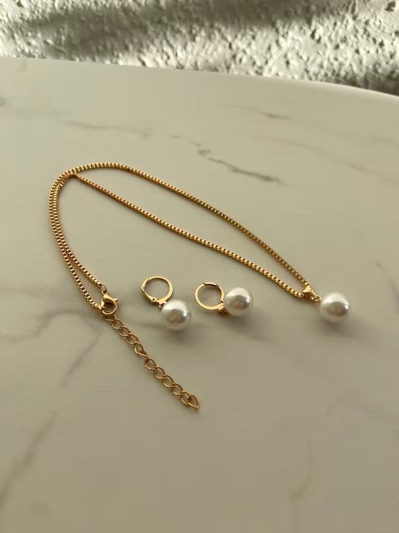 Aurelia Pearl Set