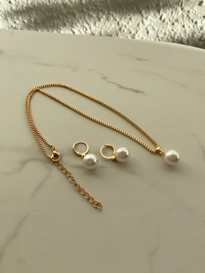 Aurelia Pearl Set